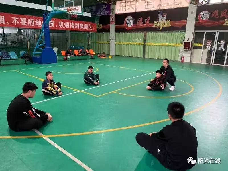 为什么篮球训练的价值对青少年发展如此重要?_1